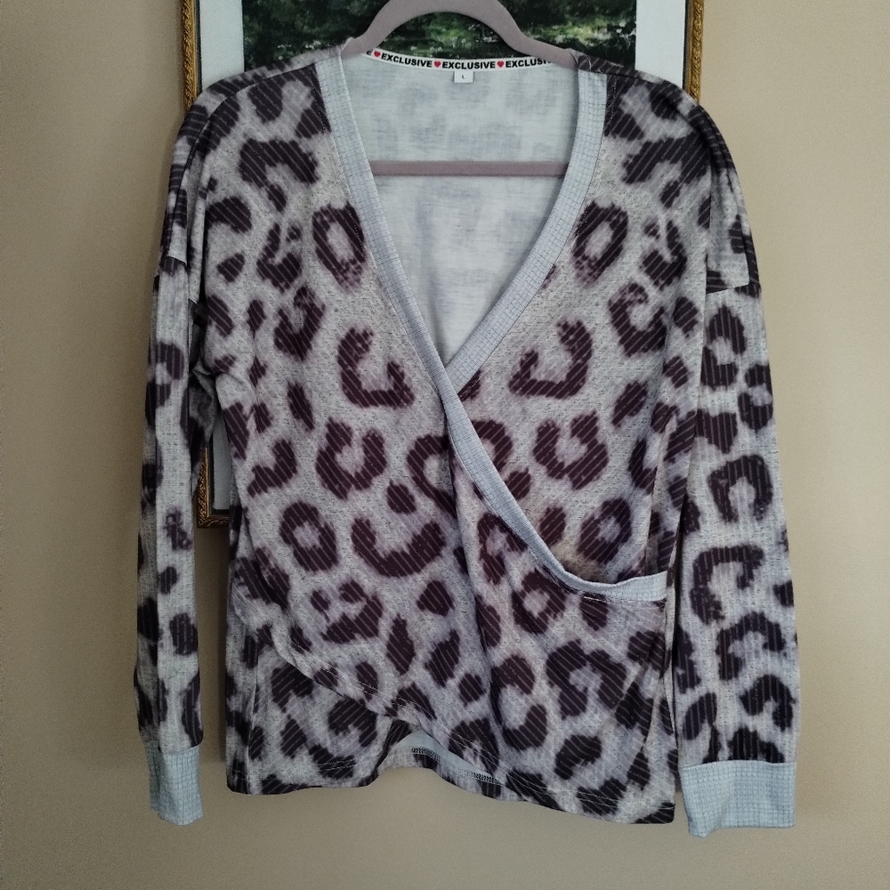 Leopard Print V-Neck Top Large